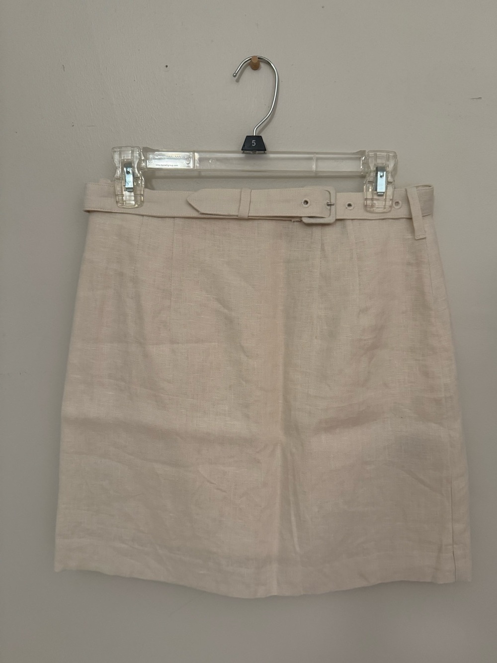 Banana Republic Linen Mini Skirt in Cream, size 4, NWT